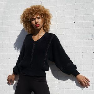 🚫SOLD🚫 Vintage Black V-neck Gucci Sweater